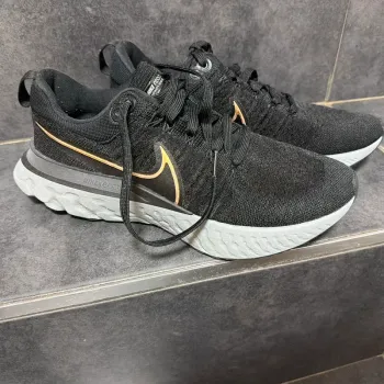 Käytetty Nike React Infinity Run Flyknit 2 bike — kuva 3 / 9