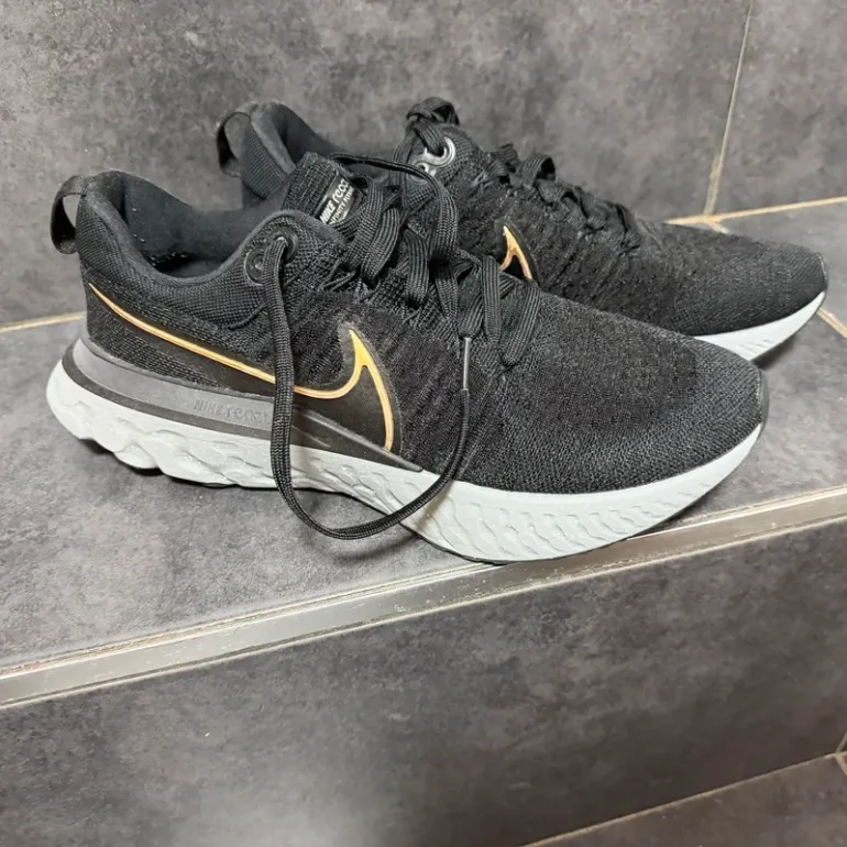 Käytetty Nike React Infinity Run Flyknit 2 bike — kuva 2 / 9
