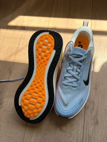 Käytetty Nike Vomero Plus bike — kuva 4 / 4