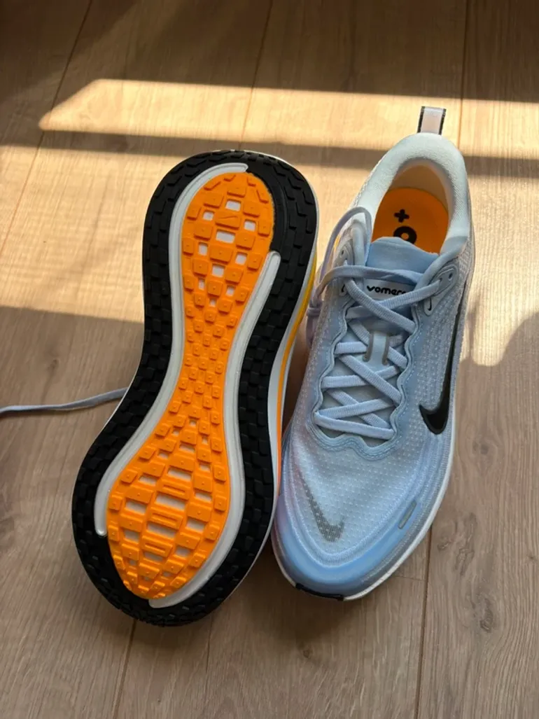 Käytetty Nike Vomero Plus bike — kuva 4 / 4