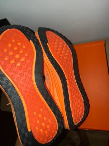 Used Nike Vomero Plus bike — image 7 of 7