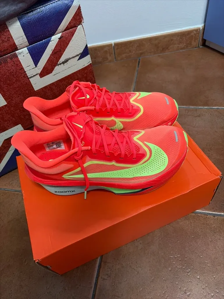 Used Nike Zoom Fly bike — image 1 of 4