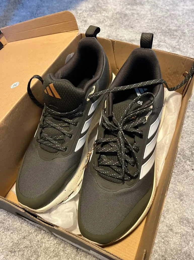 Used Adidas RunFalcon bike — image 1 of 4