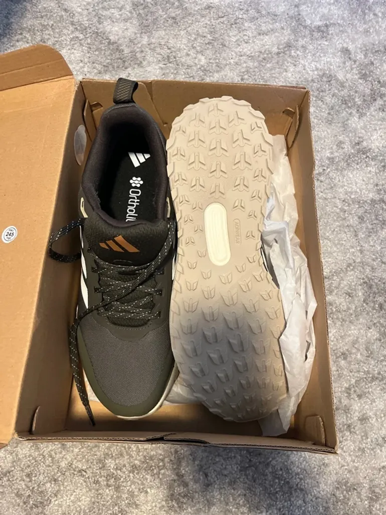 Used Adidas RunFalcon bike — image 4 of 4
