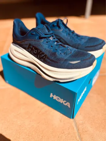 Käytetty Hoka Bondi 9 bike