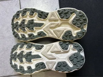 Used Hoka Challenger 8 bike — image 3 of 4
