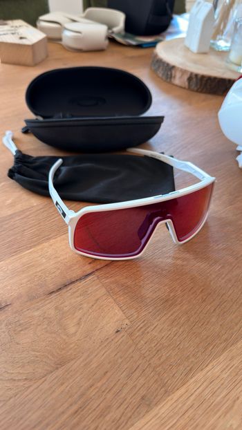 Used Oakley Sutro Sunglasses with Prizm Lens Technology 2025 bike — image 2 of 2