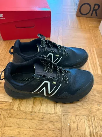 Used New Balance T410 bike — image 4 of 4