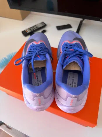 Used Nike Zoom Fly 6 bike — image 6 of 7