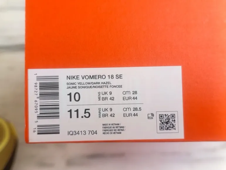 Used Nike Vomero 18 SE bike — image 7 of 8
