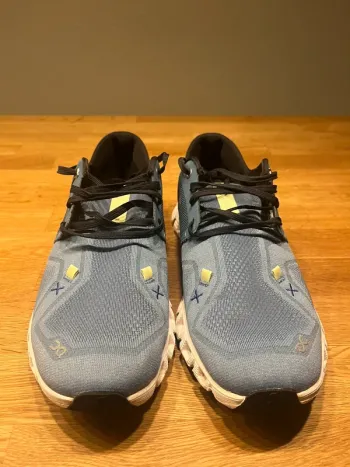 Used On Running Cloud bike — image 2 of 6