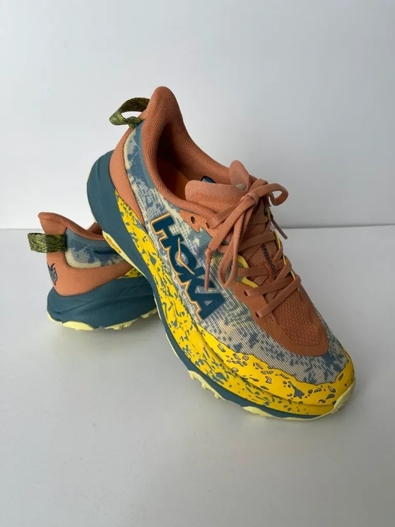 Used Hoka Speedgoat 6 bike — image 2 of 11
