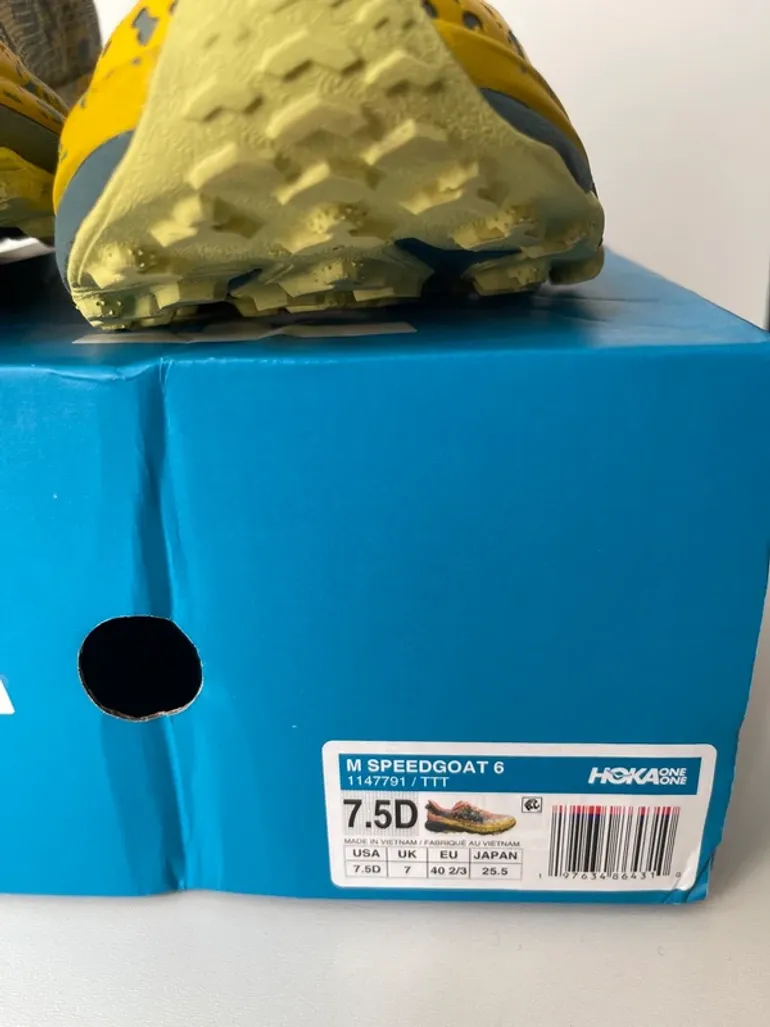 Used Hoka Speedgoat 6 bike — image 8 of 11