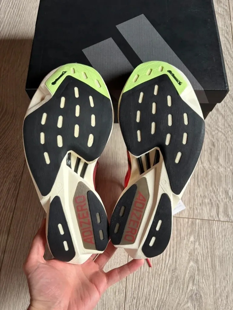 Used Adidas Adizero Adios Pro 3 bike — image 4 of 5