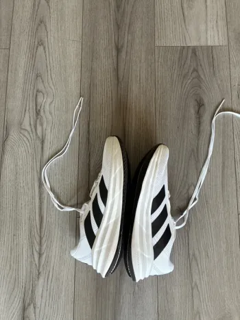 Used Adidas Sneaker bike — image 2 of 7
