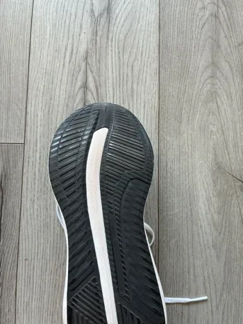 Used Adidas Sneaker bike — image 6 of 7