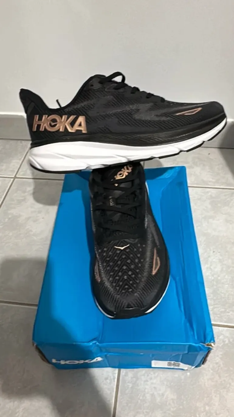 Used Hoka Running Shoes bike — image 1 of 7