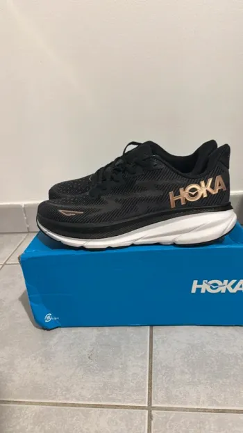 Used Hoka Running Shoes bike — image 2 of 7