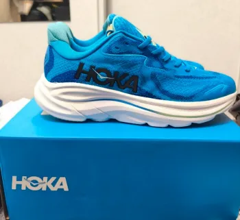 Käytetty Hoka Clifton 10 2025 bike