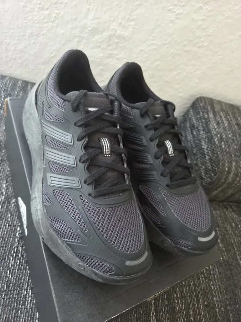 Used Adidas Adizero Aruku bike — image 2 of 4