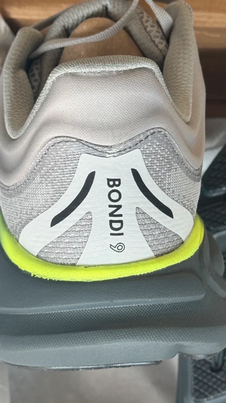 Käytetty Hoka Bondi 9 bike — kuva 2 / 8