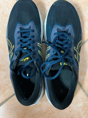 Brugt Asics Gel bike