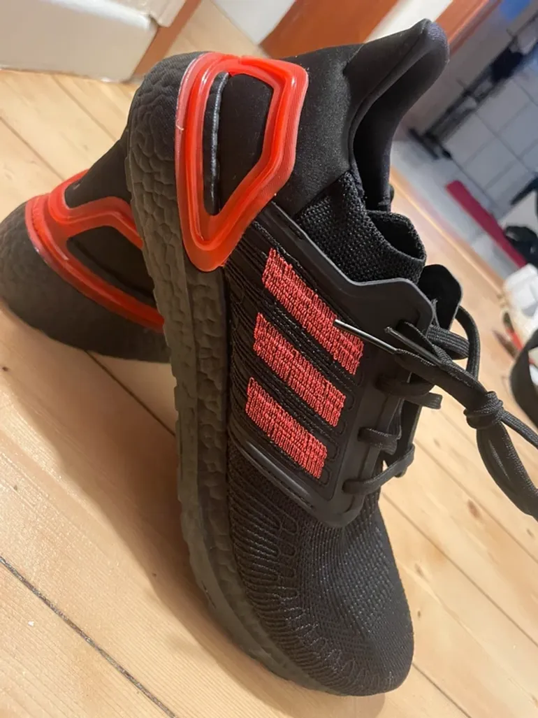 Used Adidas Boost bike — image 2 of 5