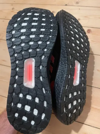 Used Adidas Boost bike — image 3 of 5