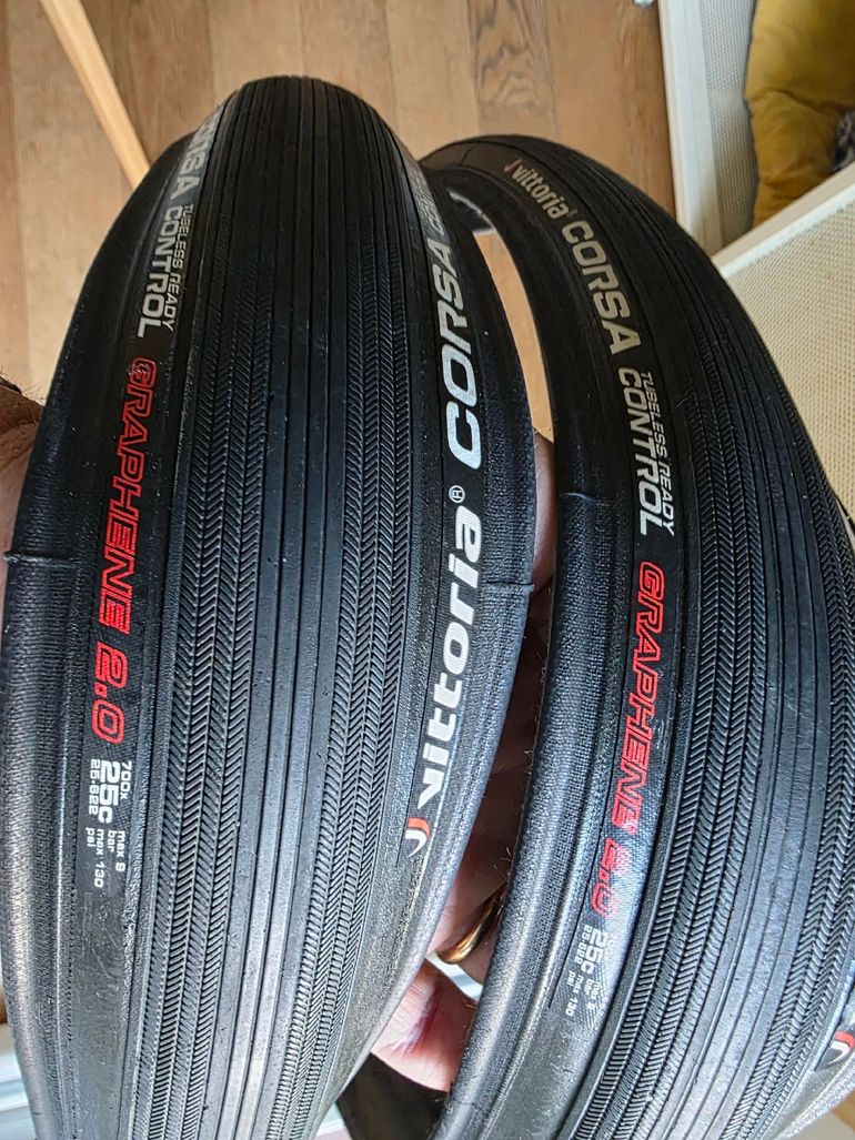 Used Vittoria CORSA TLR Control Graphene 2.0 Tires 2025 bike — image 3 of 4