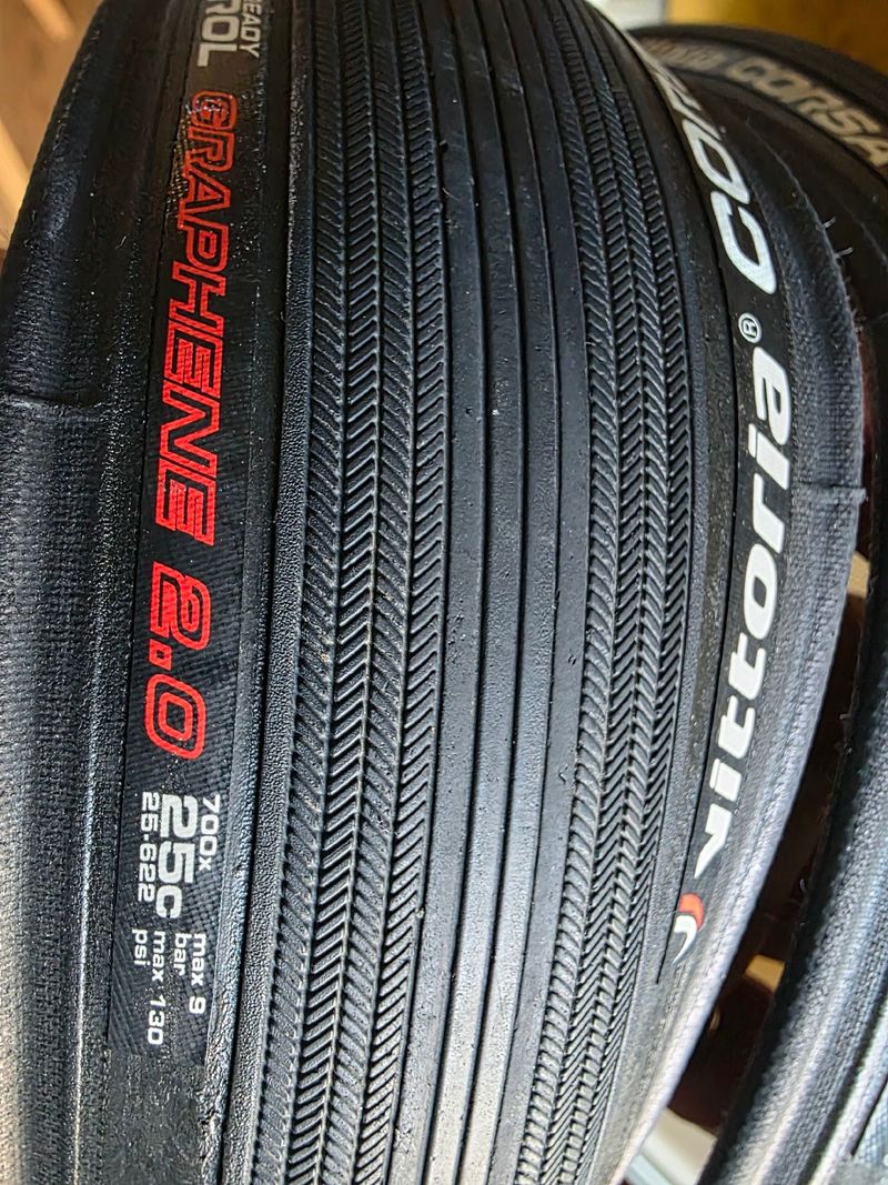 Używany Vittoria CORSA TLR Control Graphene 2.0 Tires 2025 Tyres & Tubes