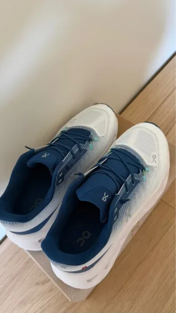 Used On Running Cloud bike — image 2 of 4