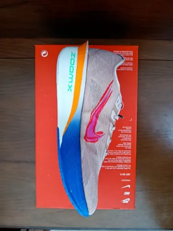 Used Scarpa ZoomX Vaporfly Next% 4 Eliud Kipchoge Edition bike — image 3 of 8