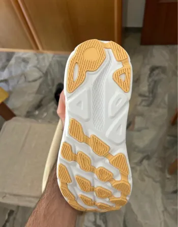 Used Hoka Shoes bike — image 2 of 4
