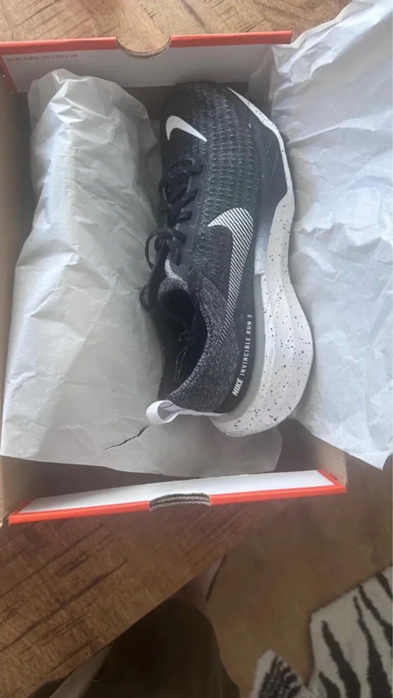 Used Nike ZoomX Invincible Run FK 3 bike — image 12 of 14
