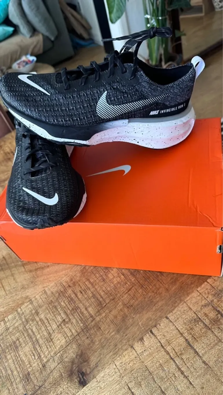 Used Nike ZoomX Invincible Run FK 3 bike — image 6 of 14