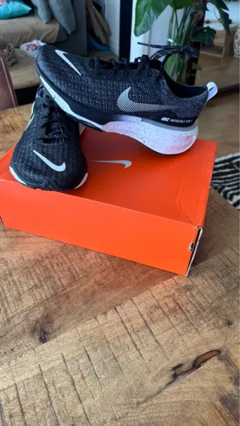 Used Nike ZoomX Invincible Run FK 3 bike — image 2 of 14