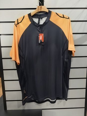Used Specialized Atlas XC Pro MTN Jersey Short Sleeve Men bike — image 2 of 5