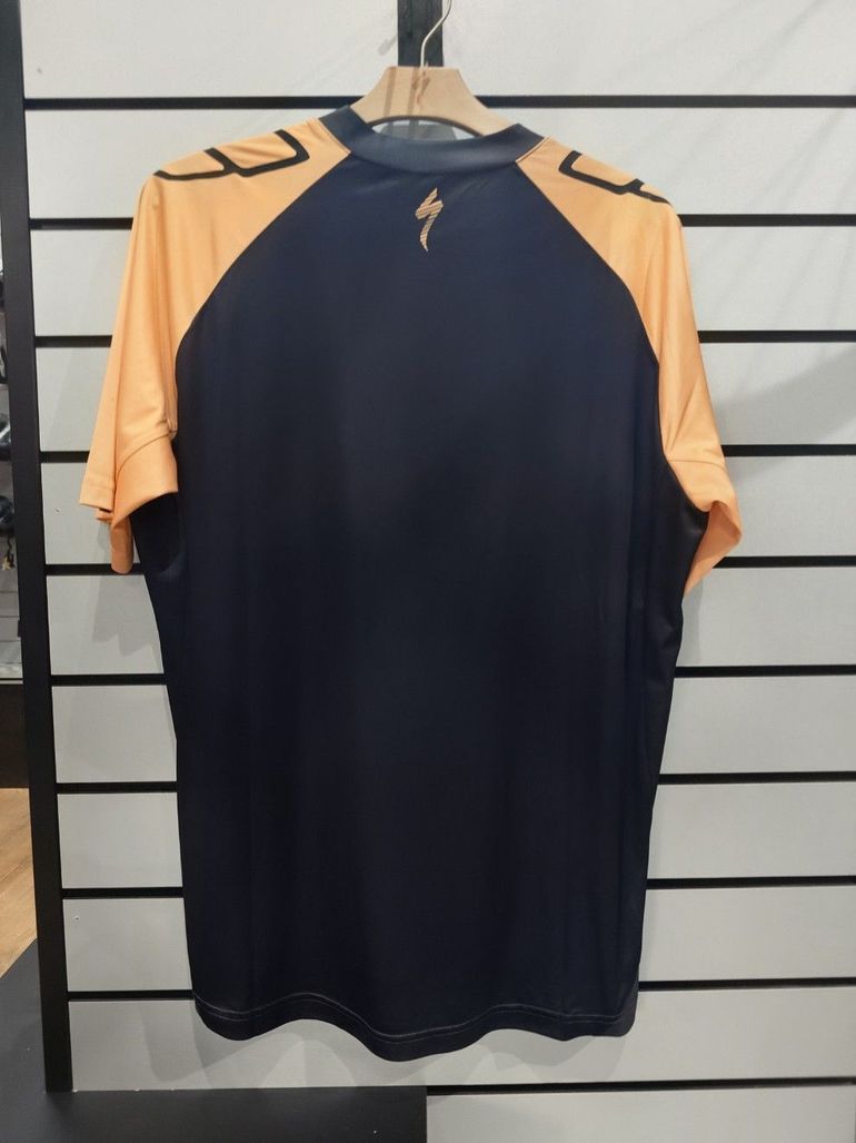 Used Specialized Atlas XC Pro MTN Jersey Short Sleeve Men bike — image 3 of 5