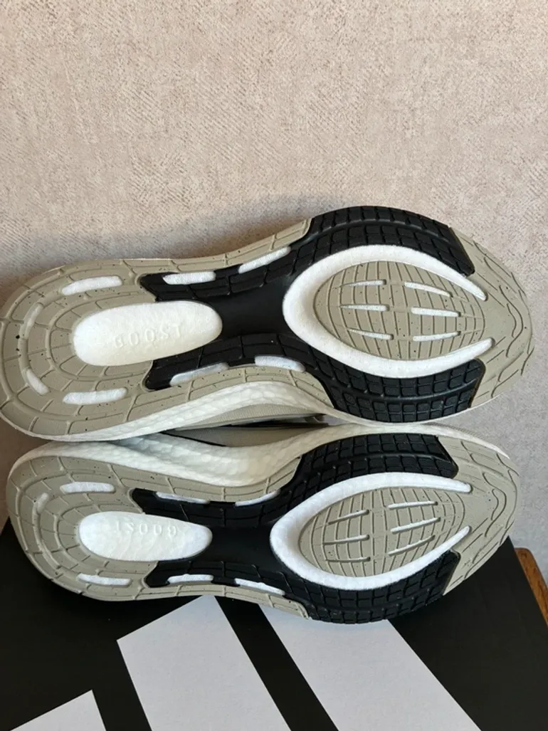 Used Adidas Boostpure bike — image 6 of 7