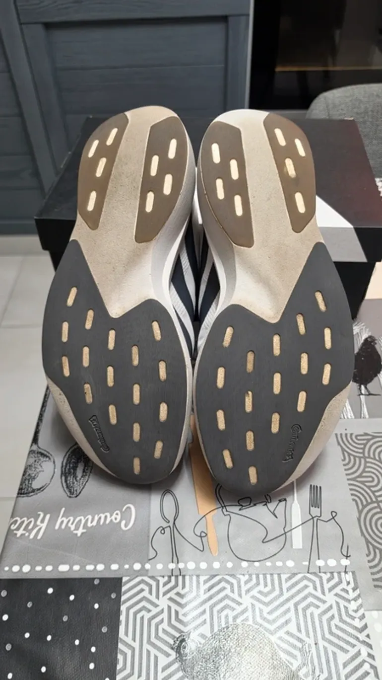 Used Adidas adizero evo SL bike — image 9 of 11