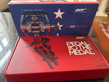 Używany Ht X2 Pedal Aaron Gwin 2014 bike — zdjęcie 9 z 11