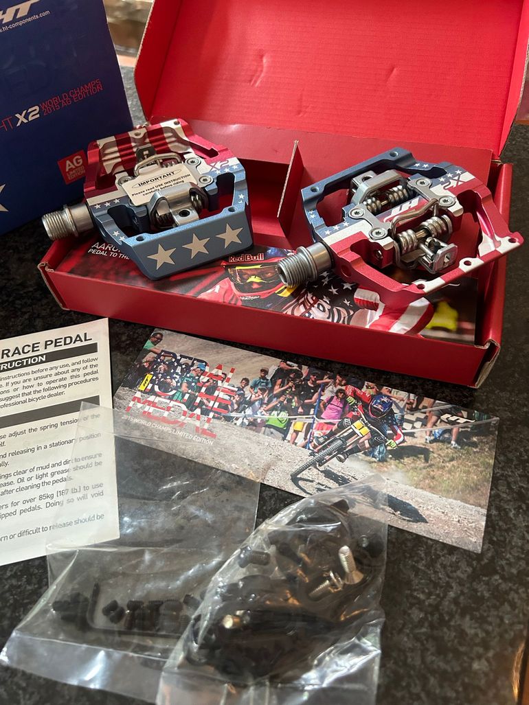Używany Ht X2 Pedal Aaron Gwin 2014 bike — zdjęcie 4 z 11