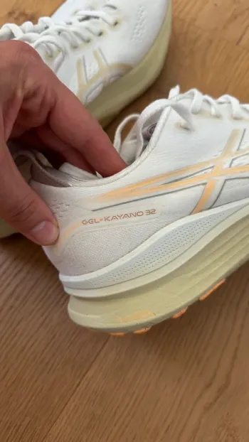 Used Asics Gel Kayano 32 bike — image 5 of 6