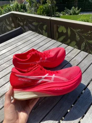 Used Asics Metaspeed Sky bike — image 2 of 12