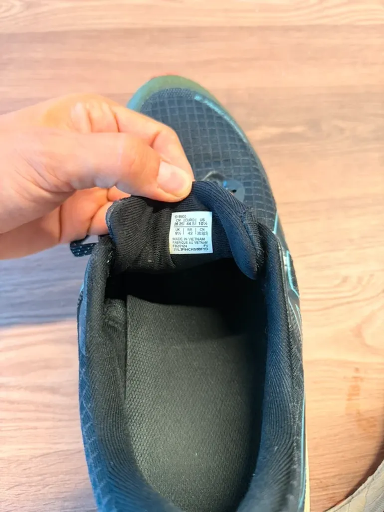 Used Asics Trabuco Max 3 bike — image 6 of 7