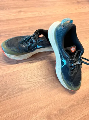 Used Asics Trabuco Max 3 bike — image 5 of 7