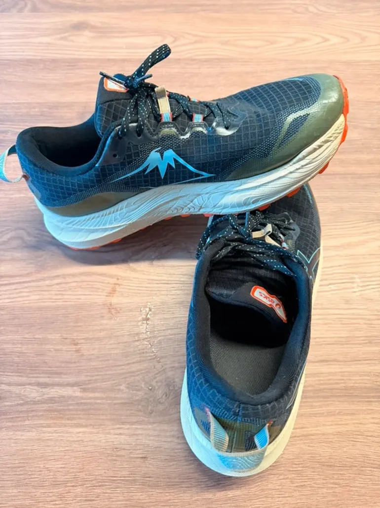 Used Asics Trabuco Max 3 bike — image 7 of 7