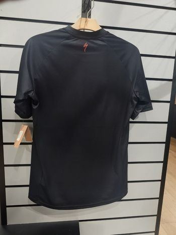 Used Specialized Enduro Comp Jersey Short Sleeve Men bike — image 3 of 4