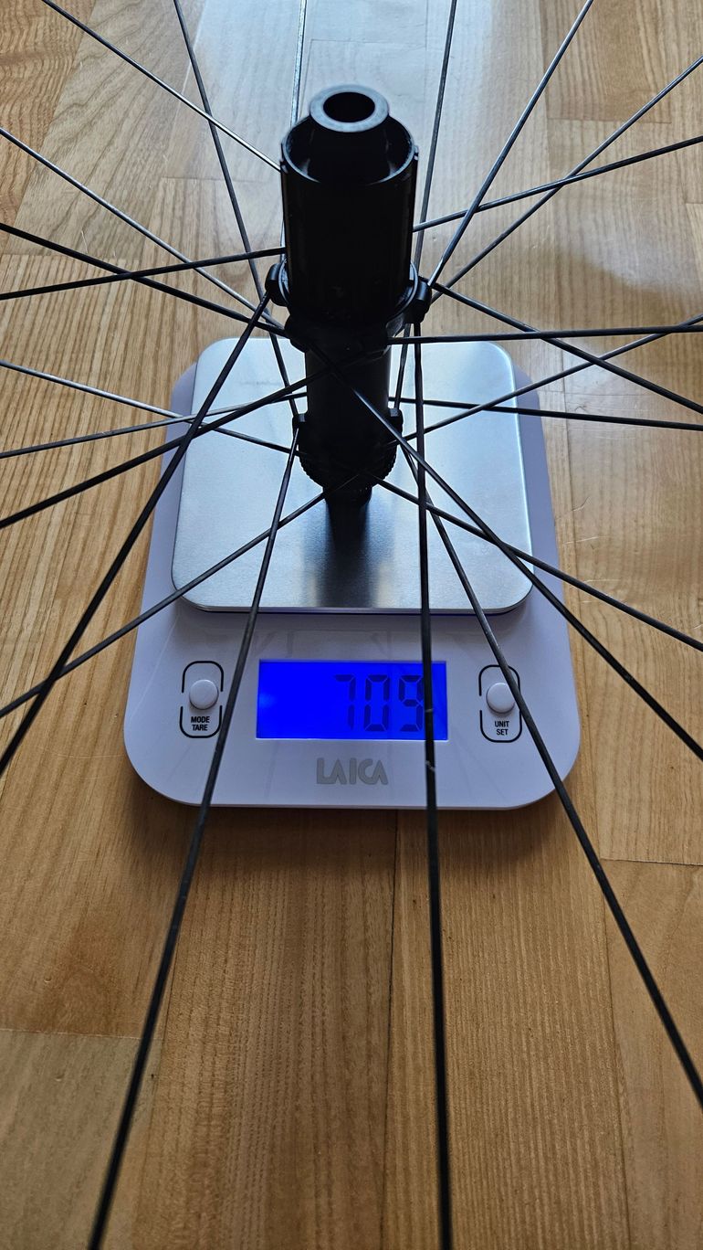 Used serenade Carbon Wheelset 2026 bike — image 10 of 10