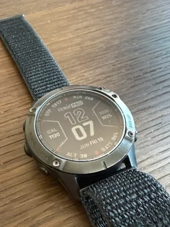 Used Garmin Fenix 6 Pro bike — image 2 of 4